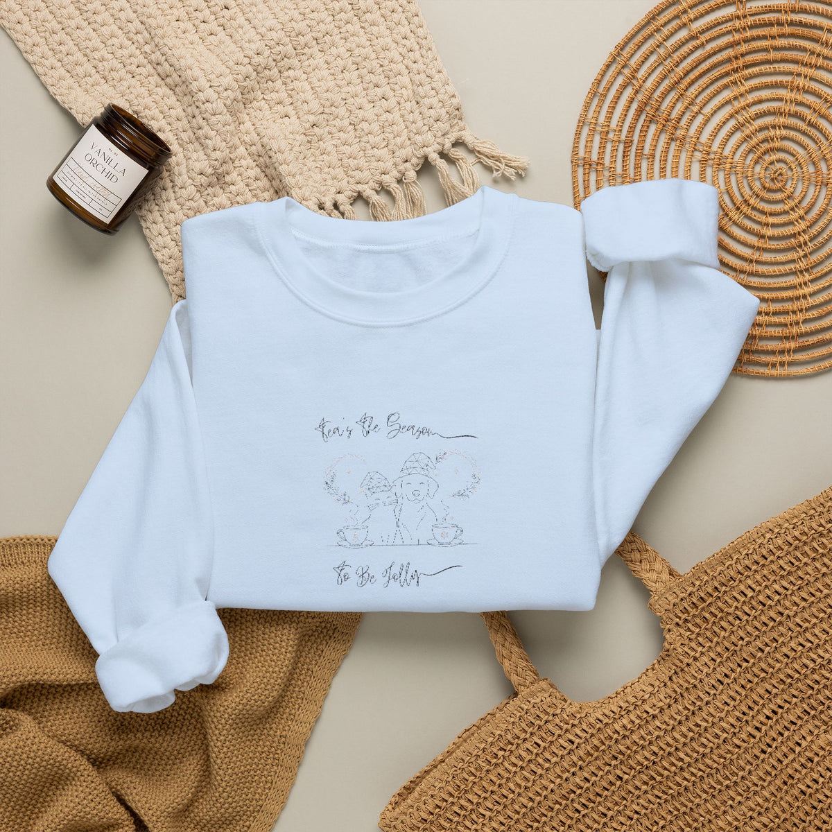 Minimalist Embroidered Graphic Vintage Crest Crewneck Sweatshirt | Tea's The Season